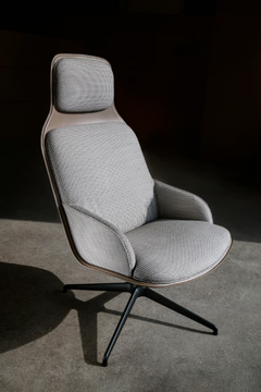 ASSEMBLAGE - Fabric armchair with 4-spoke base with armrests with headrest by La Manufacture - view 3